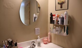 53-55 Walnut St, Burlington, VT 05401
