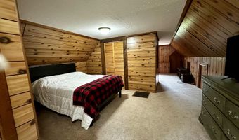 2 Piper Ln, Abbot, ME 04406