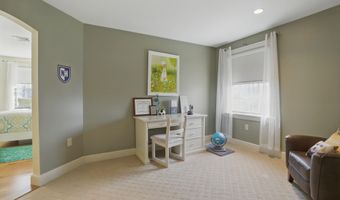 7 Champagne Ter, Bedford, NH 03110