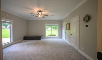 100 Plantation Ln, Batesville, AR 72501