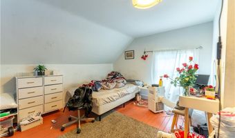 1122 Pawtucket Ave, East Providence, RI 02916