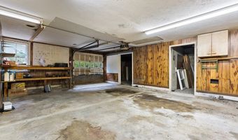22 Oakland Cir, Abington, MA 02351