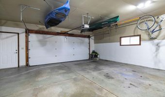 606 S WILD ROSE Ln, Appleton, WI 54914