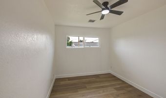 512 E NARRAMORE Ave, Buckeye, AZ 85326