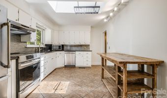 78 Grovewood Rd, Asheville, NC 28804