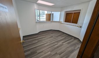420 S Scatterfield Rd, Anderson, IN 46012