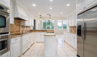 15 VAN MOL Rd, Alexandria, LA 71302