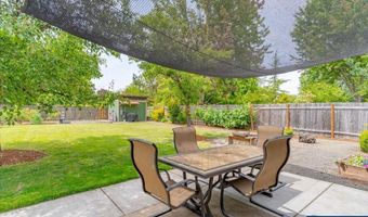 1822 Whitecliff Dr NW, Albany, OR 97321