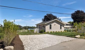 17 Goose Island Rd, Narragansett, RI 02882