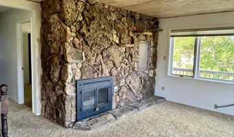 4439 Spring Rd, Basin, WY 82410