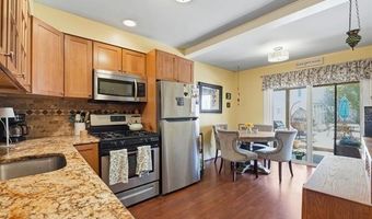 82 E 26TH St, Bayonne, NJ 07002