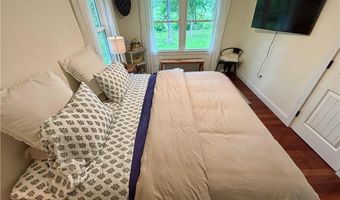 10 Lakeside Dr, Charlestown, RI 02813