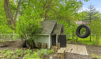 11576 Spruceview Dr, Allendale, MI 49401
