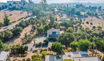 2260 E Mission Rd, Fallbrook, CA 92028