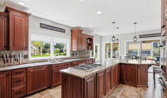6040 White Ash Ct, Avon, IN 46123