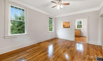 181 Courtland Pl, Asheville, NC 28801