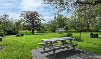 1703 Crown Point Rd, Bridport, VT 05734