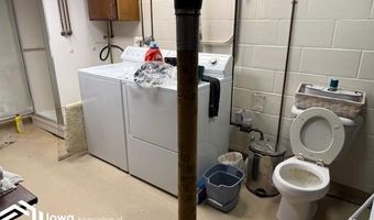 120 S Roan St, Algona, IA 50511