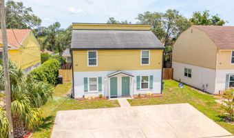 67 W 8TH St, Atlantic Beach, FL 32233