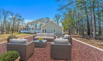 12 Laomatong Way, Bedminster, NJ 07921