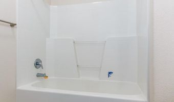 490 Snowflake St, American Falls, ID 83211