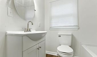 35 James St, Angier, NC 27501