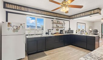 65 Mallette Dr, Belen, NM 87002