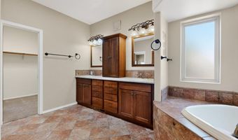 8250 RAINTREE Dr NE, Albuquerque, NM 87122