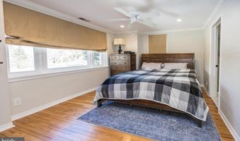 820 SHARPLESS Rd, Hockessin, DE 19707