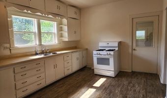 206 E 9th St, Atlantic, IA 50022