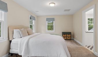 199 Fox Run Rd, Bolton, MA 01740