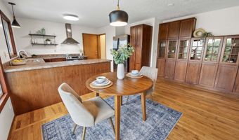 410 Pleasant Ave, Astoria, OR 97103