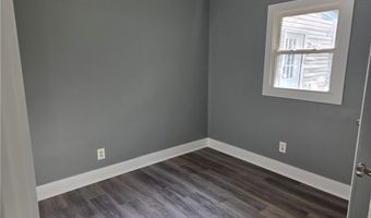 2500 Redgate Ln, Austintown, OH 44511