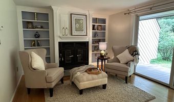 11 Pimlico Ct, Bedford, NH 03110