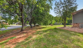 414 Holly Hills Dr, Altavista, VA 24517
