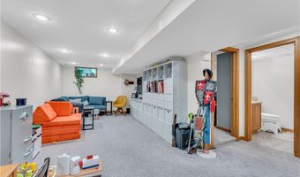 1372 Earhart Ave, Akron, OH 44320