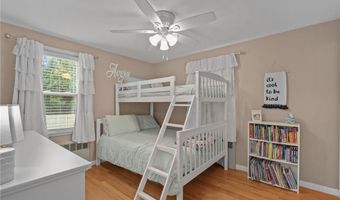 16 Red Cedar Dr, Cranston, RI 02920