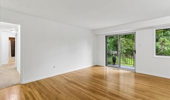 10518 WEYMOUTH St 102, Bethesda, MD 20814