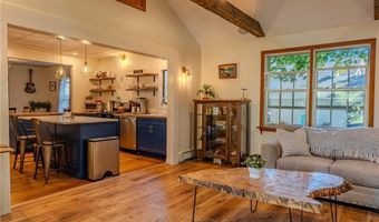 726 Washington St, Coventry, RI 02816