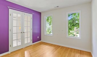 9819 PARKWOOD Dr, Bethesda, MD 20814