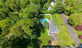 13 Pleasant Rise Cir, Brookfield, CT 06804