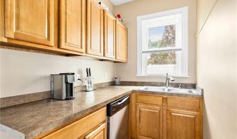1476 Plainfield Pike, Cranston, RI 02920