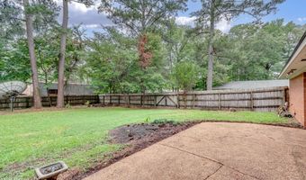 33 Pebble Hill Dr, Brandon, MS 39042