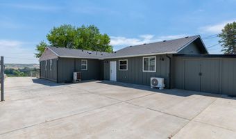 1103 11th St, Benton City, WA 99320