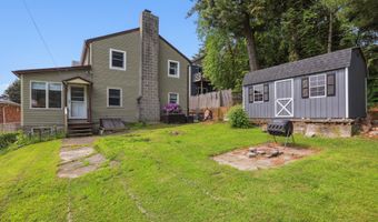 15 Seeley St, Danbury, CT 06810