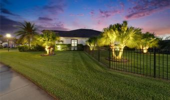 6927 CRESTPOINT Dr, Apollo Beach, FL 33572