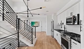 631 Saratoga St 4, Boston, MA 02128