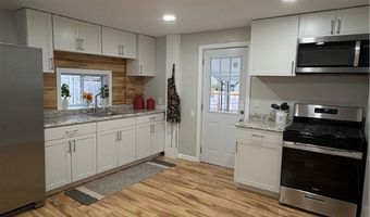 1106 Wade St, Aliquippa, PA 15001