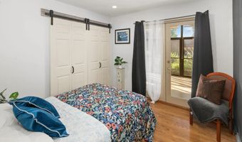 6433 La Paloma St, Carlsbad, CA 92009