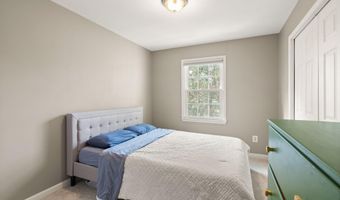 8074 SKY BLUE Dr, Alexandria, VA 22315